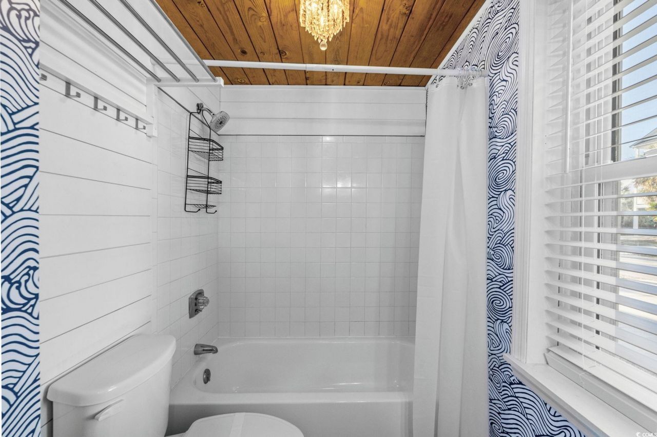 1519a Havens Dr. Photo 18