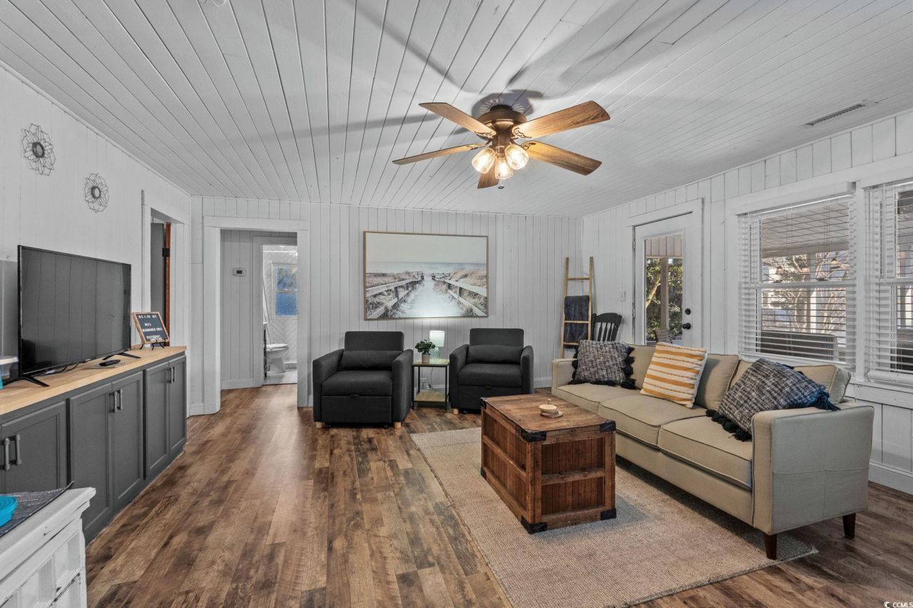 1519a Havens Dr. Photo 21