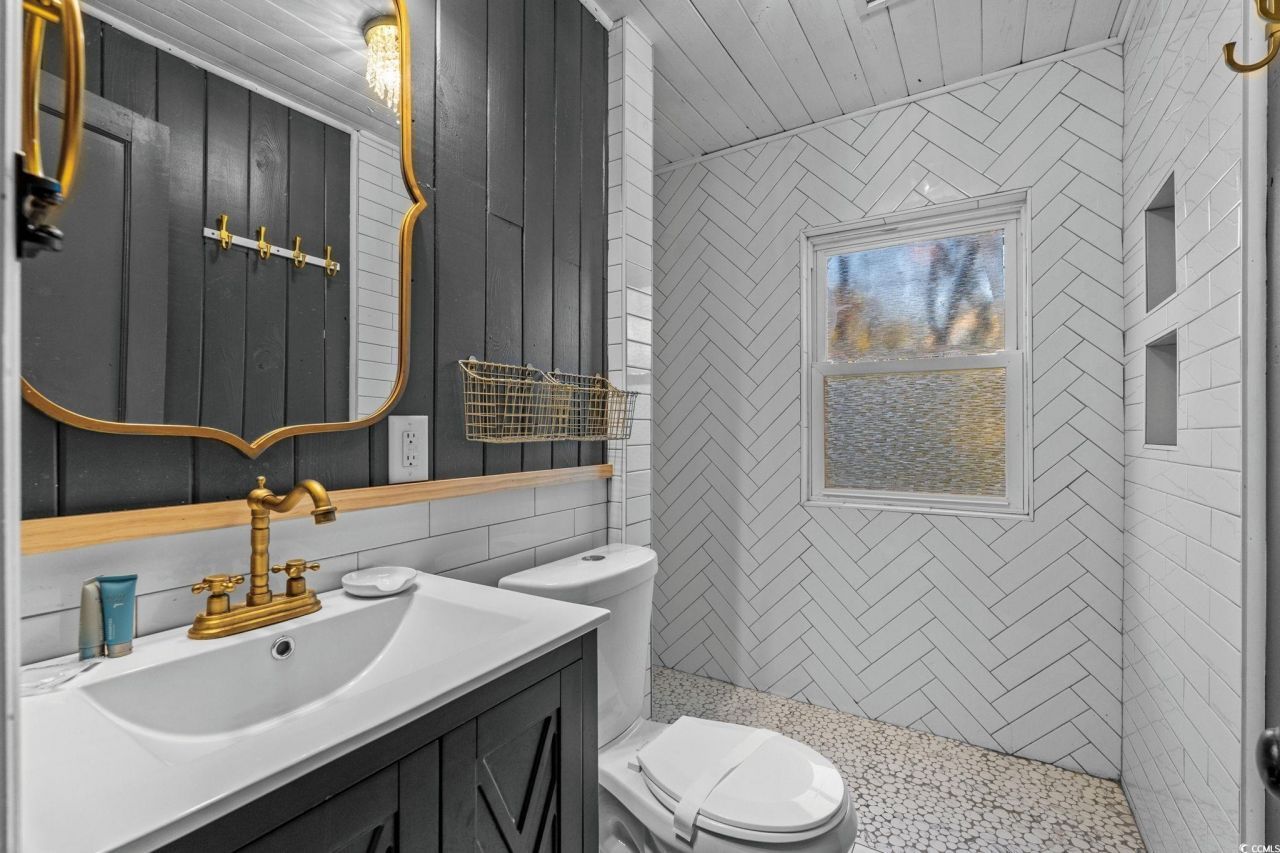 1519a Havens Dr. Photo 29