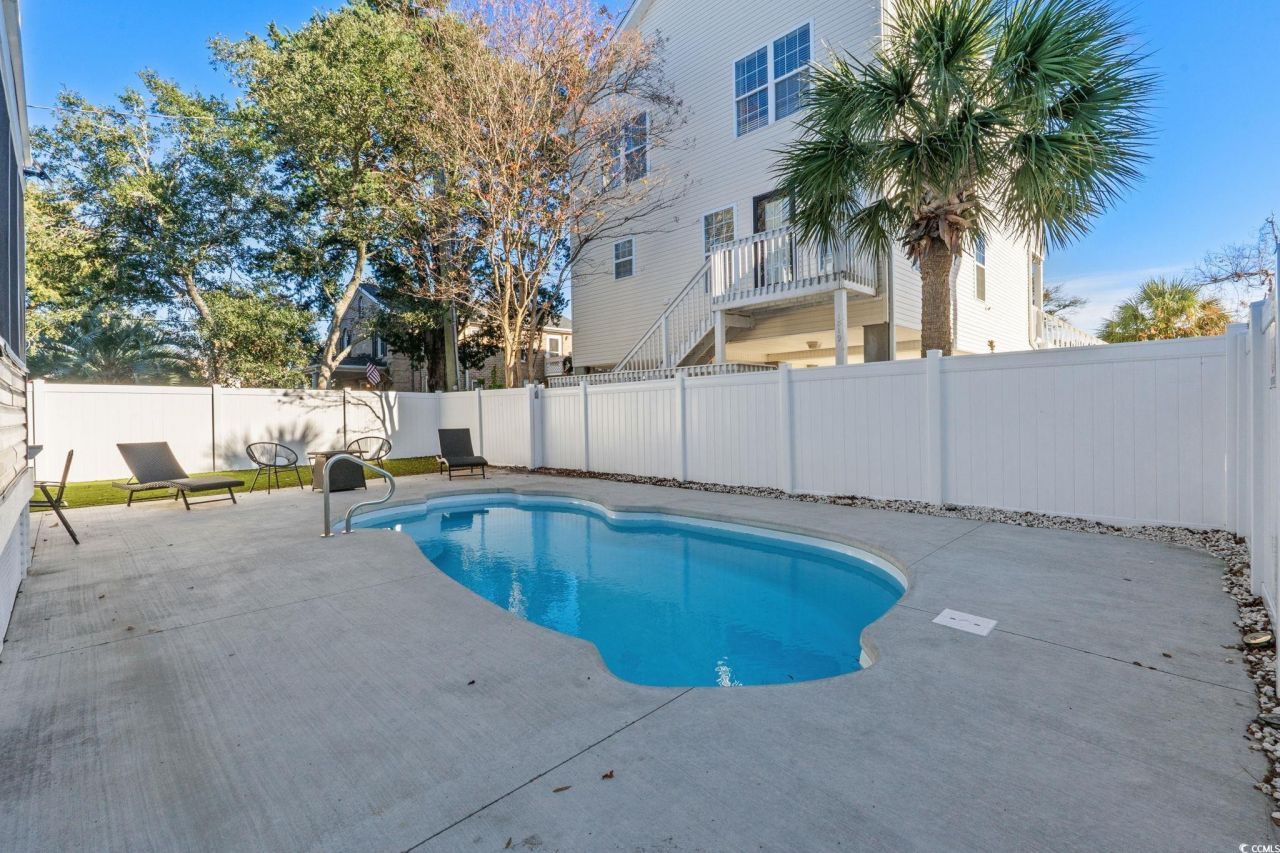 1519a Havens Dr. Photo 35