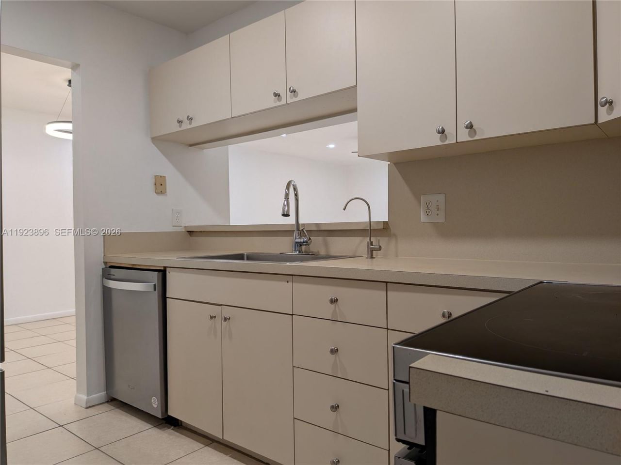 8540 SW 149th Ave, Unit 815, Miami, FL 33193 Photo