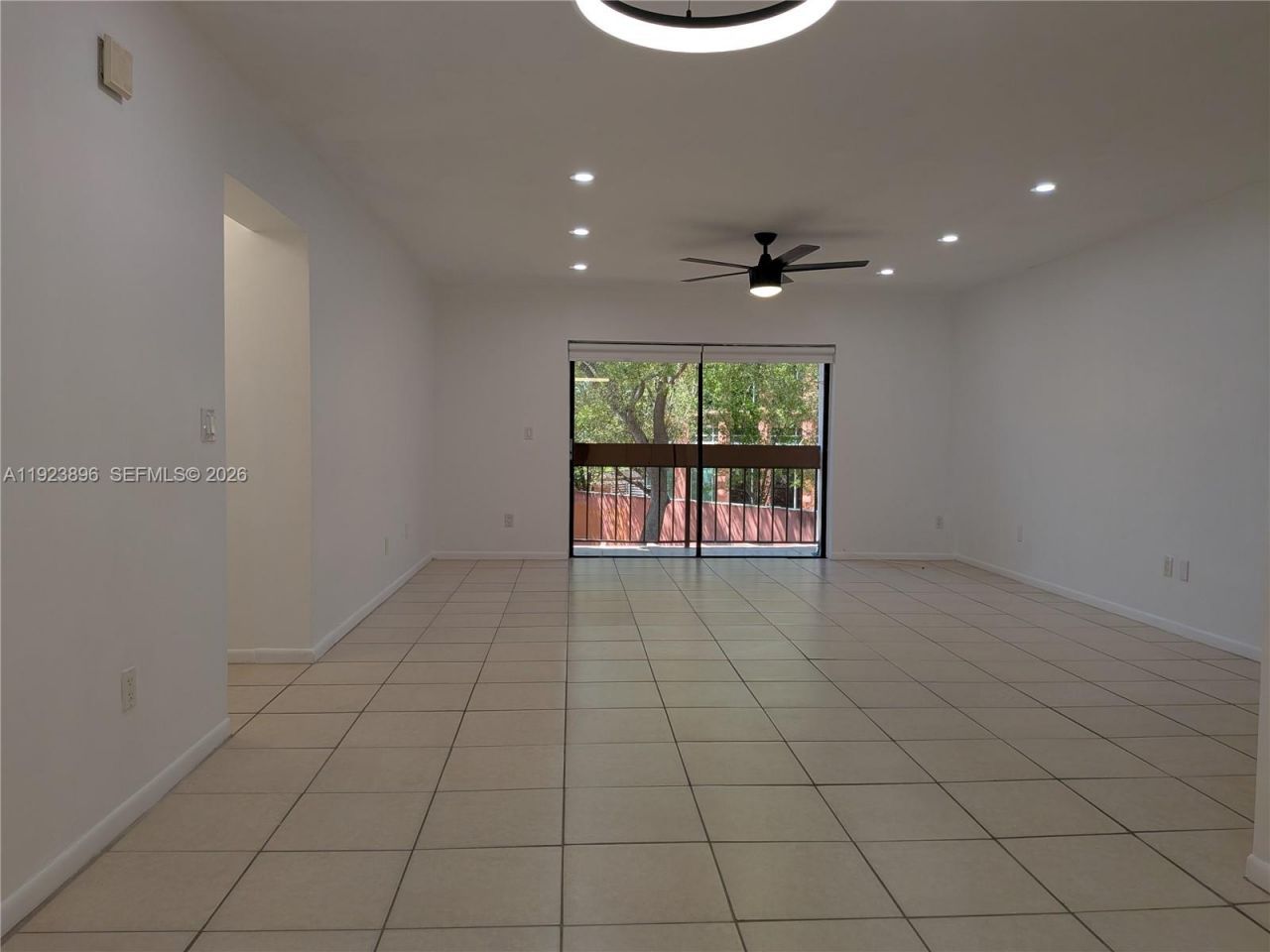 8540 SW 149th Ave, Unit 815, Miami, FL 33193 Photo