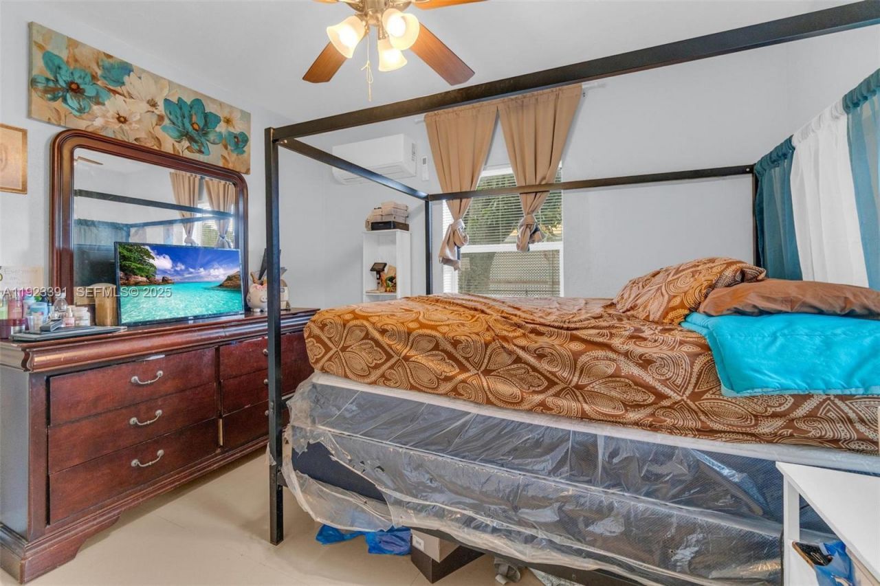 15851 NW 18th Ave, Miami Gardens, FL 33054 Photo