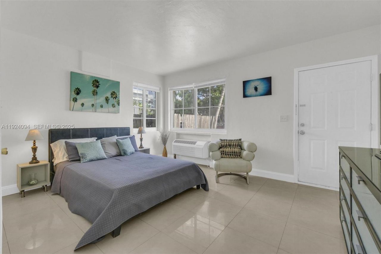 503 75th St, Unit 7504, Miami Beach, FL 33141 Photo