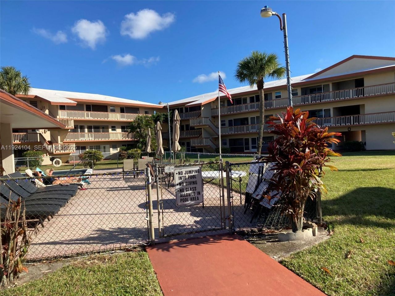 5300 Washington St, Unit N117, Hollywood, FL 33021 Photo