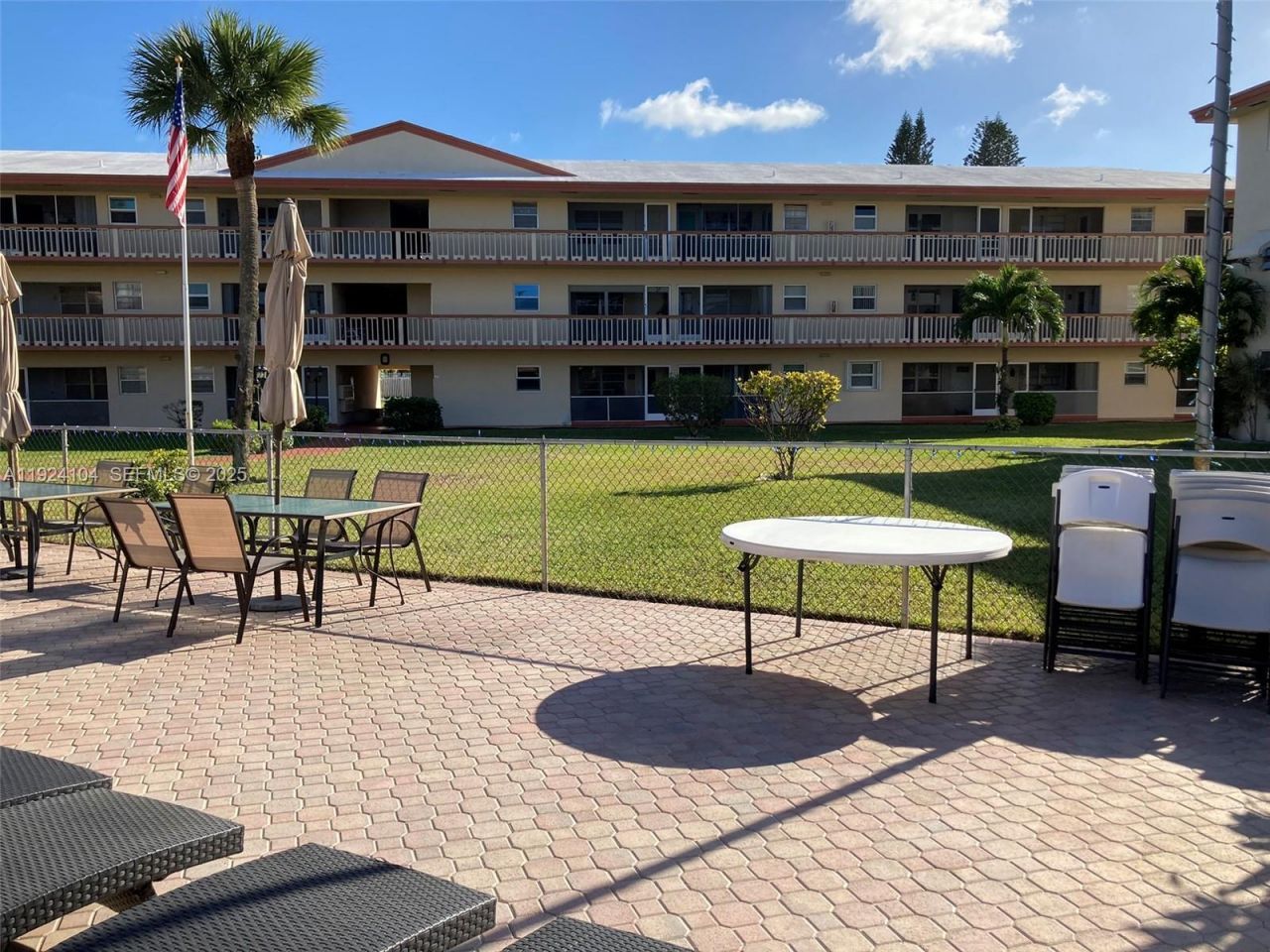 5300 Washington St, Unit N117, Hollywood, FL 33021 Photo