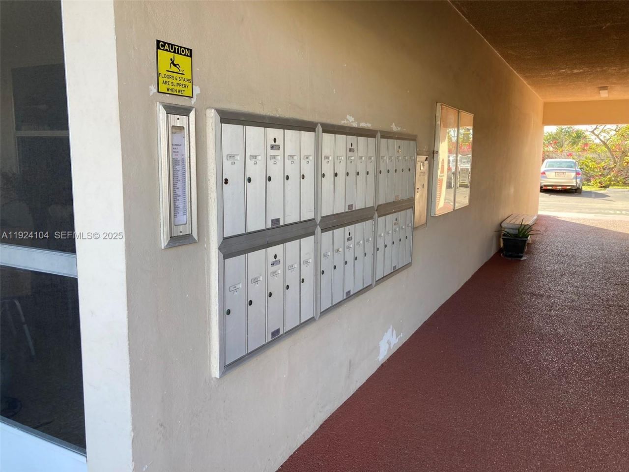 5300 Washington St, Unit N117, Hollywood, FL 33021 Photo