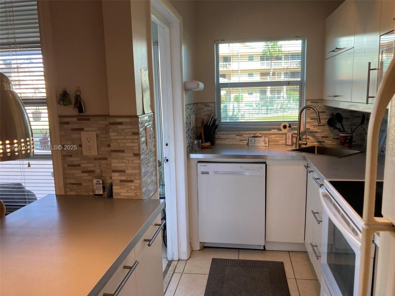 5300 Washington St, Unit N117, Hollywood, FL 33021 Photo