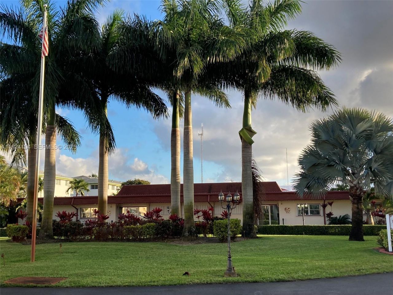 5300 Washington St, Unit N117, Hollywood, FL 33021 Photo