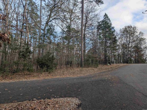 2 Morro Place, Hot Springs Village, AR 71909