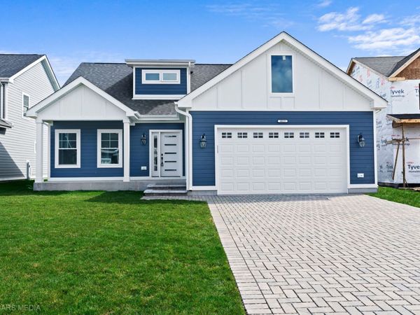 4019 Faith Lane, St. Charles, IL 60174