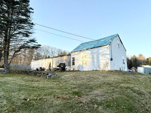 388 Bog Road, Vassalboro, ME 04989
