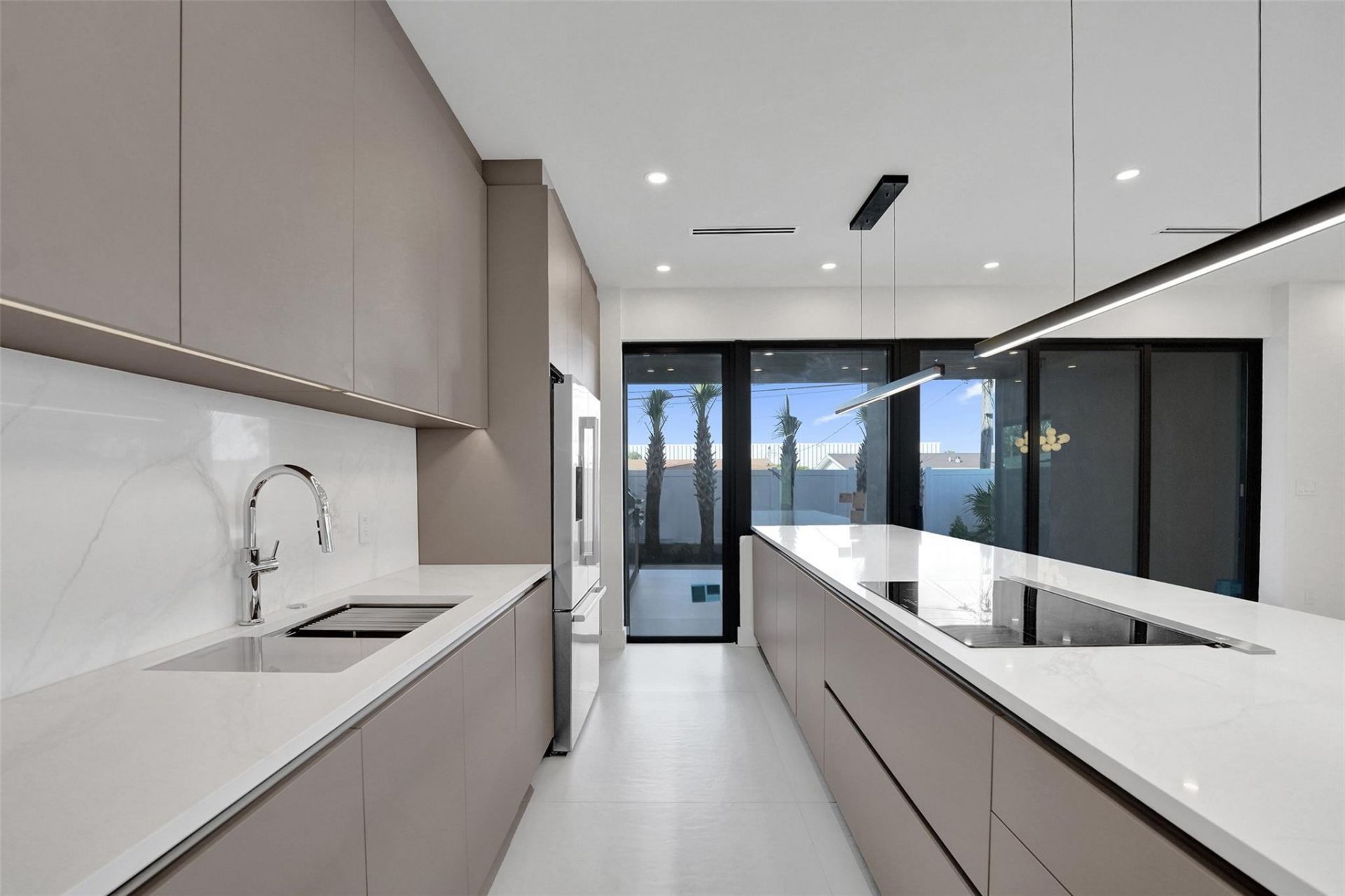 1527 NE 15th Avenue, Fort Lauderdale, FL 33304 Photo