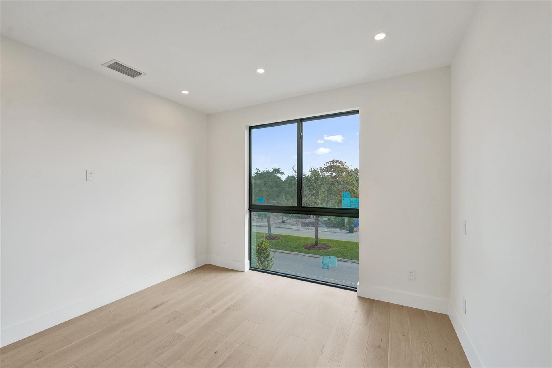 1527 NE 15th Avenue, Fort Lauderdale, FL 33304 Photo