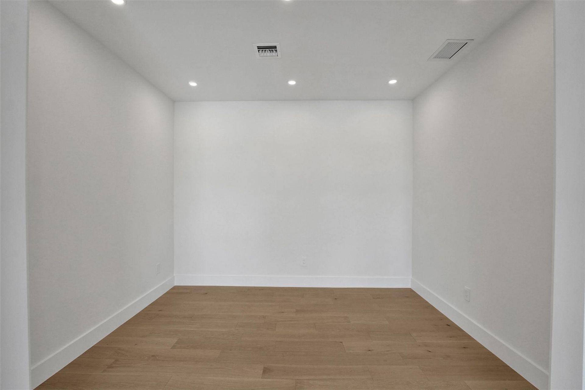 1527 NE 15th Avenue, Fort Lauderdale, FL 33304 Photo