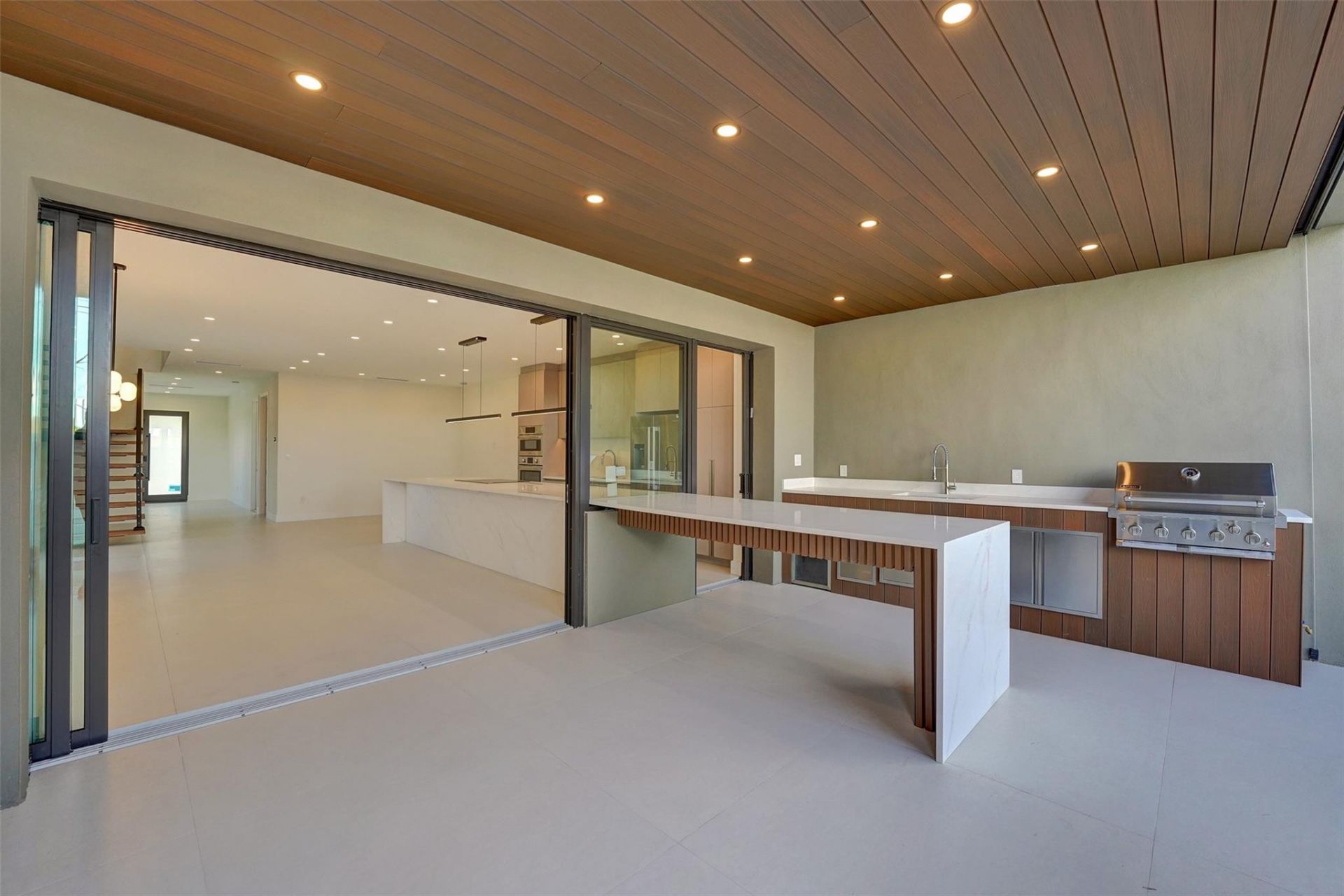 1527 NE 15th Avenue, Fort Lauderdale, FL 33304 Photo