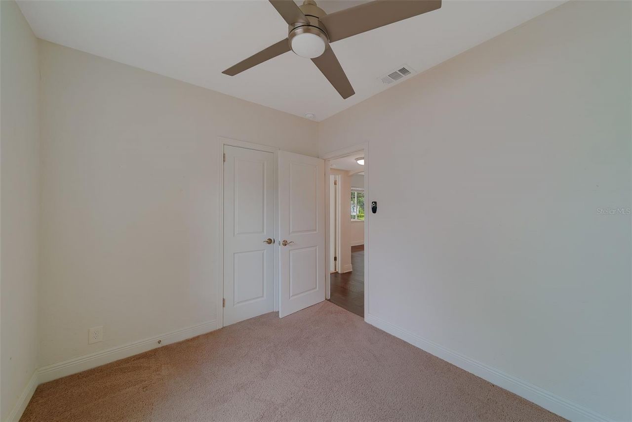 225 36th Avenue Ne, Saint Petersburg, FL 33704 Photo