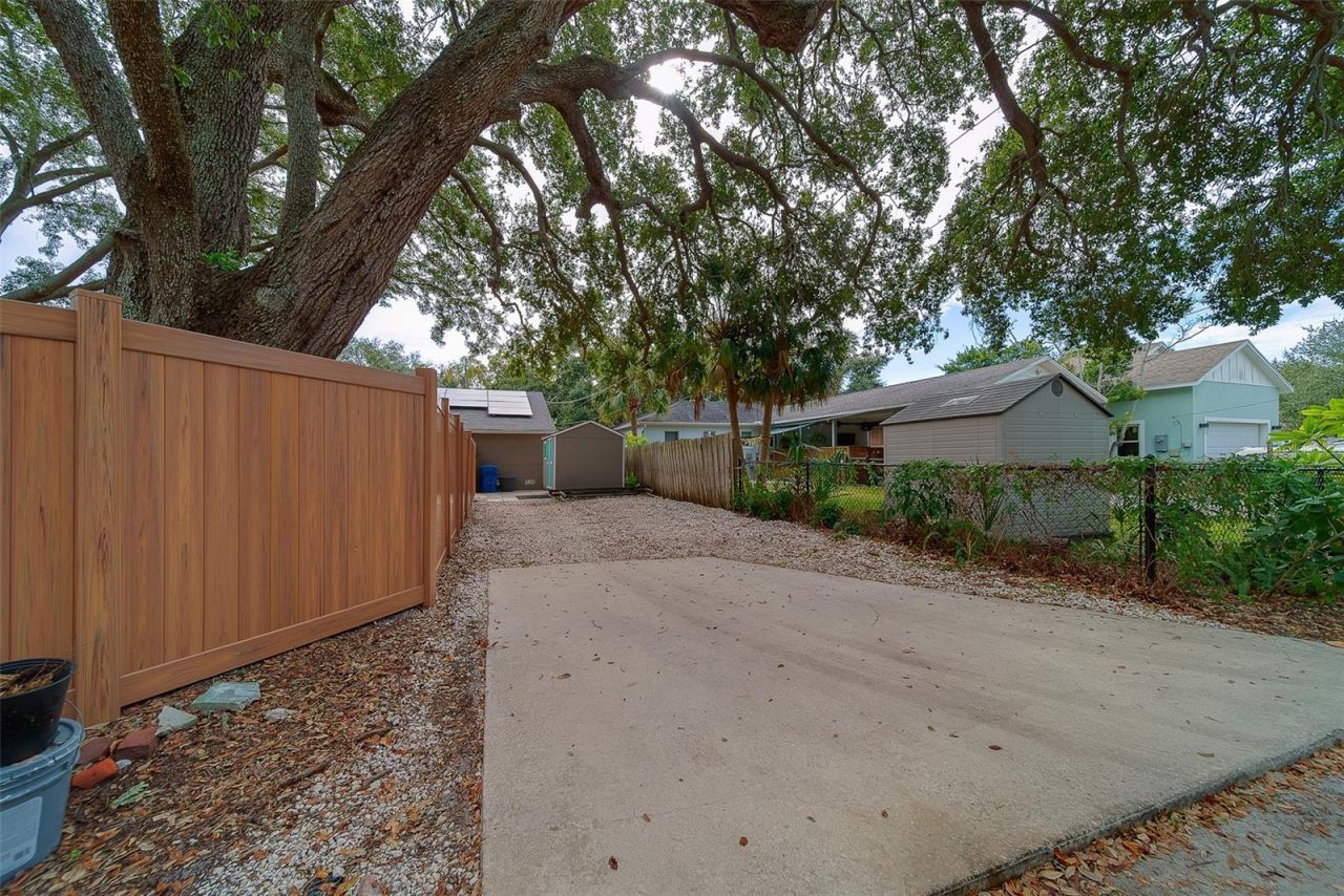 225 36th Avenue Ne, Saint Petersburg, FL 33704 Photo