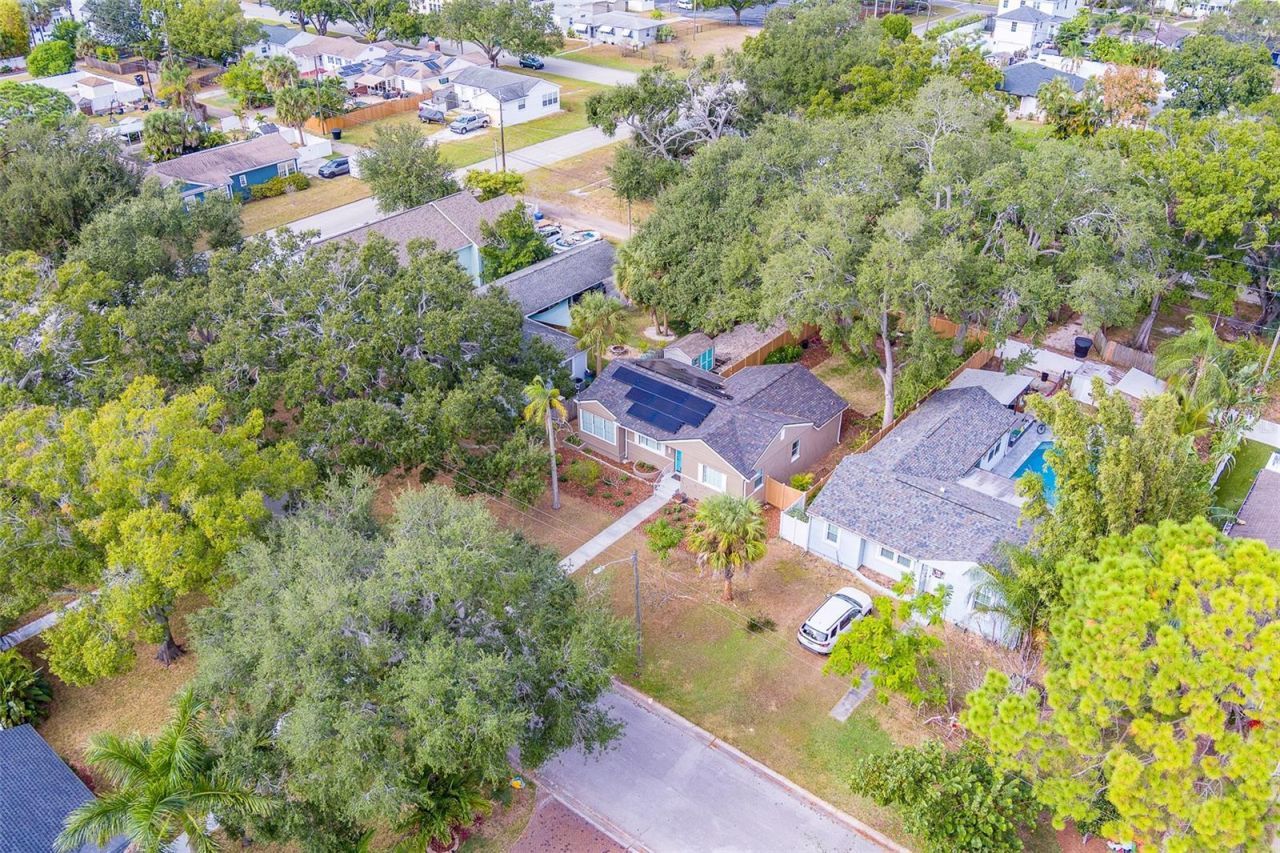 225 36th Avenue Ne, Saint Petersburg, FL 33704 Photo