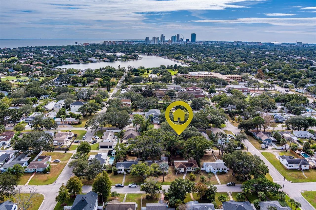 225 36th Avenue Ne, Saint Petersburg, FL 33704 Photo