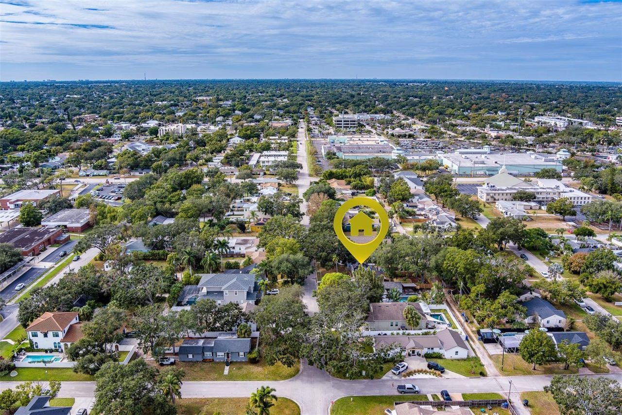 225 36th Avenue Ne, Saint Petersburg, FL 33704 Photo