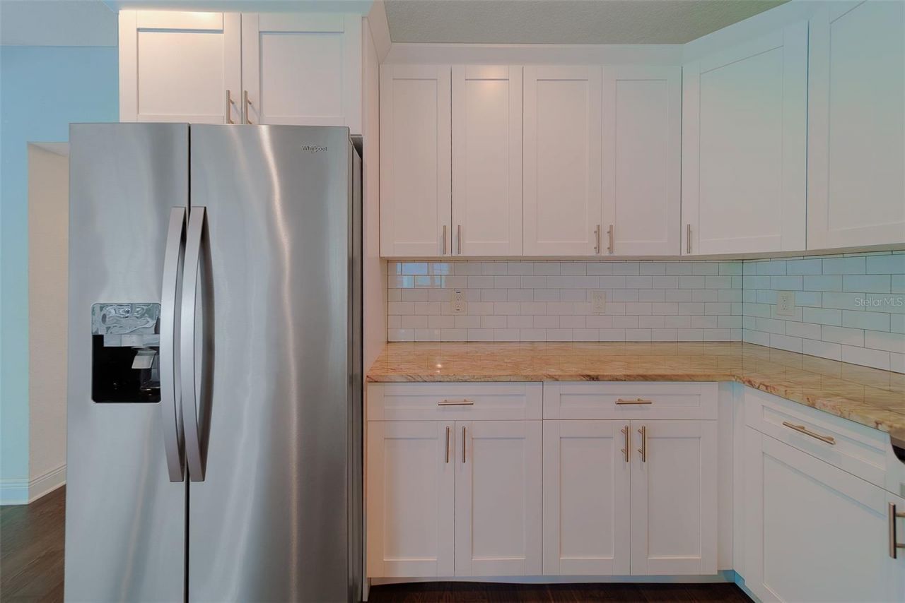 225 36th Avenue Ne, Saint Petersburg, FL 33704 Photo