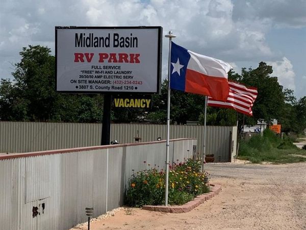 3807 S County Road, Unit 1210, Midland, TX 79706
