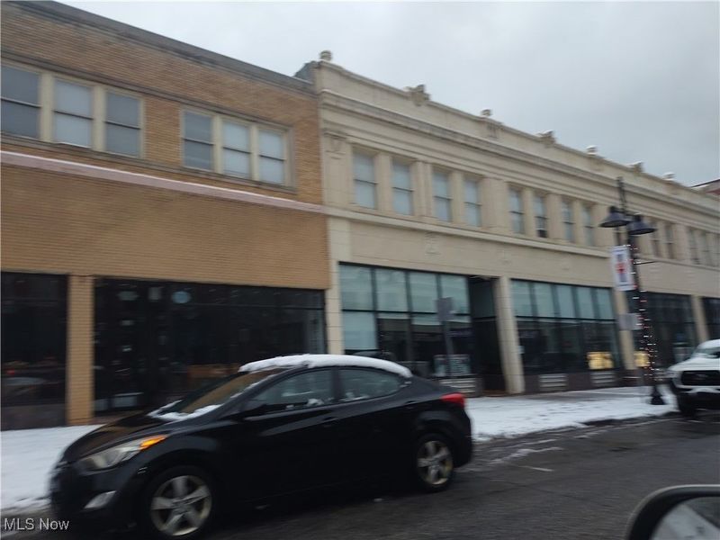 610 Broadway, Lorain, OH 44052 Photo 1