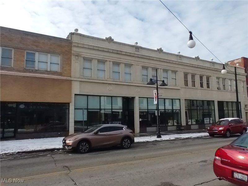 610 Broadway, Lorain, OH 44052 Photo 6