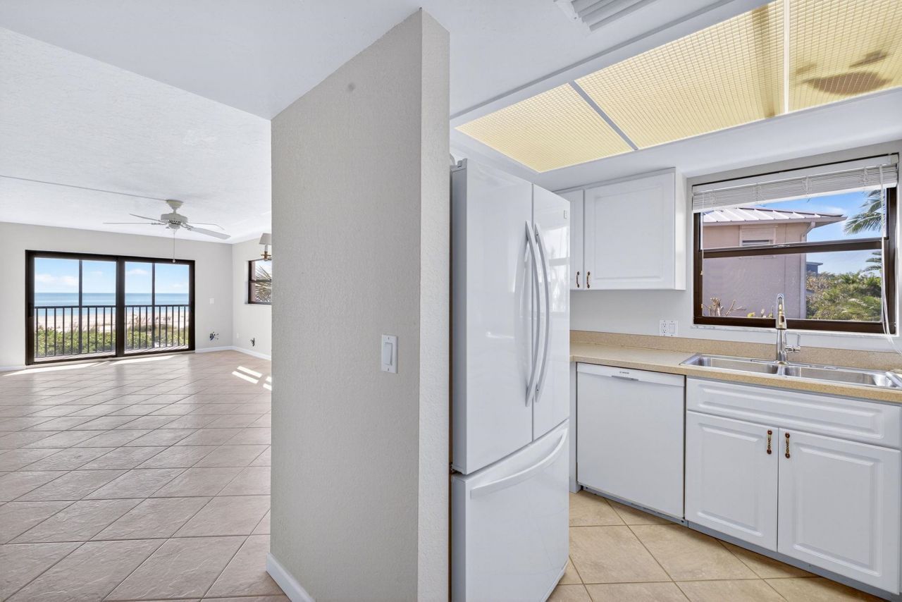 2230 Camino Del Mar Dr, Unit 4A2, Sanibel, FL 33957 Photo