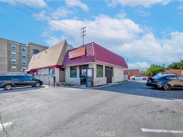 5559 Atlantic, Maywood, CA 90270