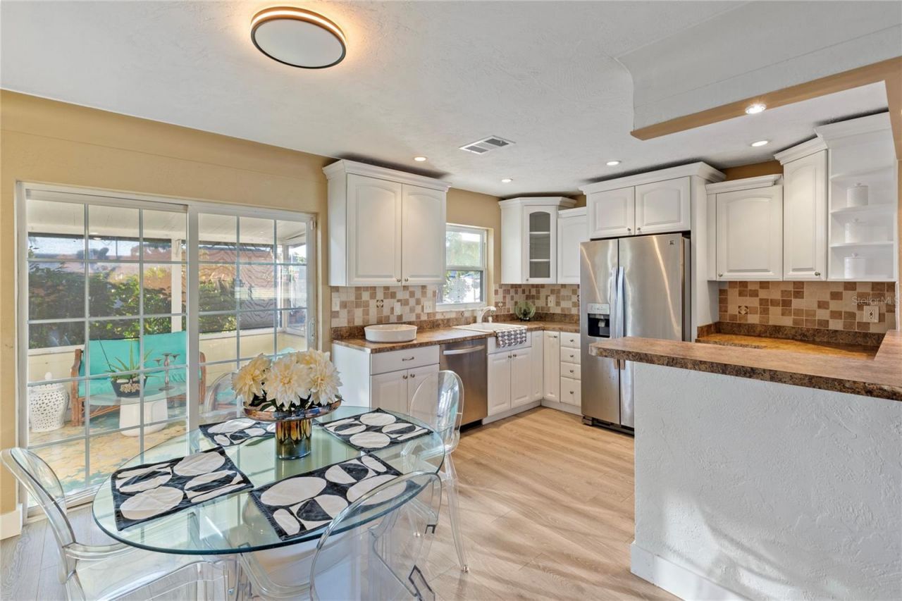 226 75th Street N, Saint Petersburg, FL 33710 Photo