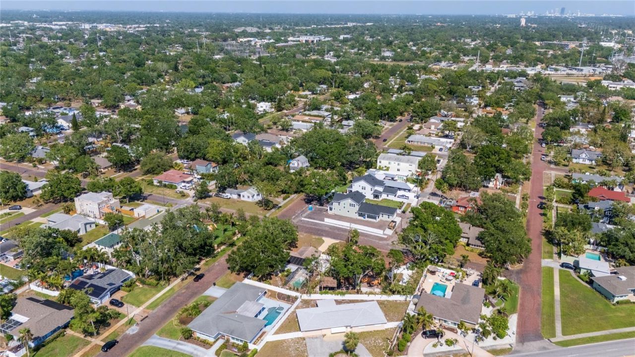 226 75th Street N, Saint Petersburg, FL 33710 Photo