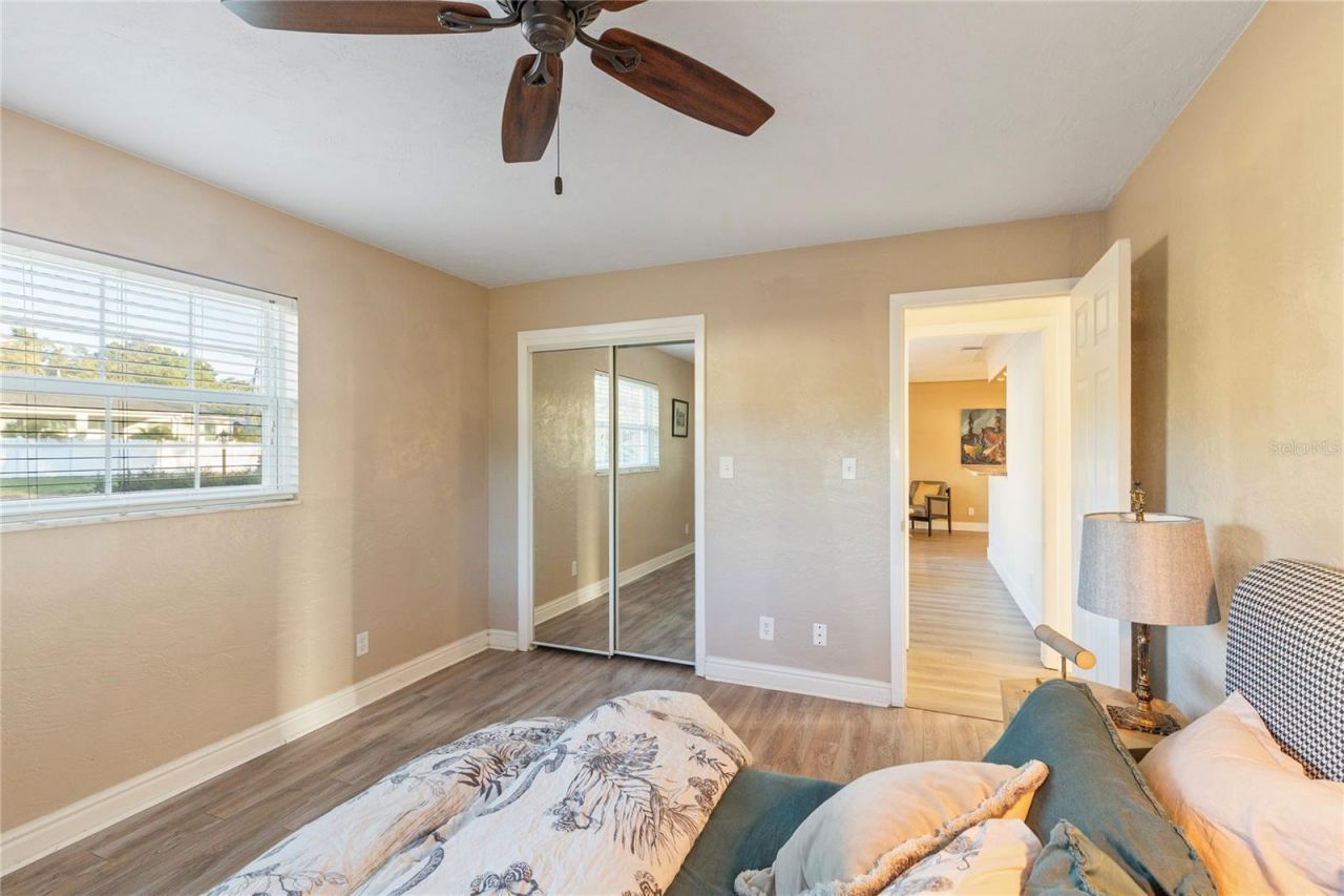 226 75th Street N, Saint Petersburg, FL 33710 Photo