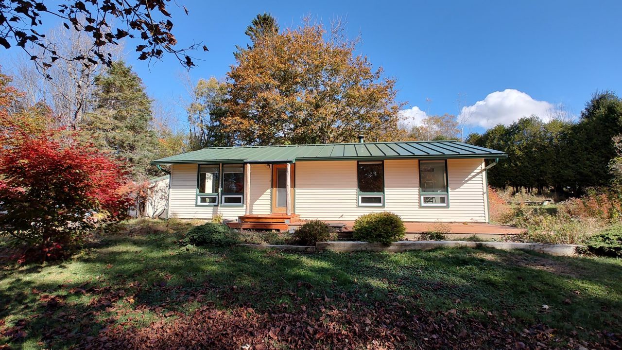 4 Cedar Street, Bucksport, ME 04416 Main Photo