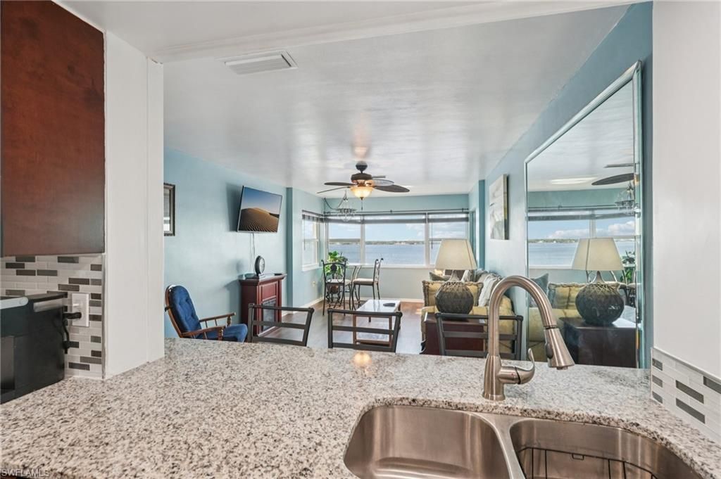 1900 Clifford St, Unit 701A, Fort Myers, FL 33901 Photo