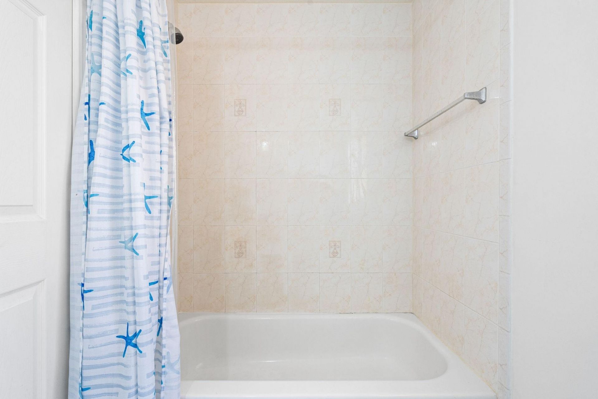 8520 NW 139th Terrace, Unit 1602, Miami Lakes, FL 33016 Photo