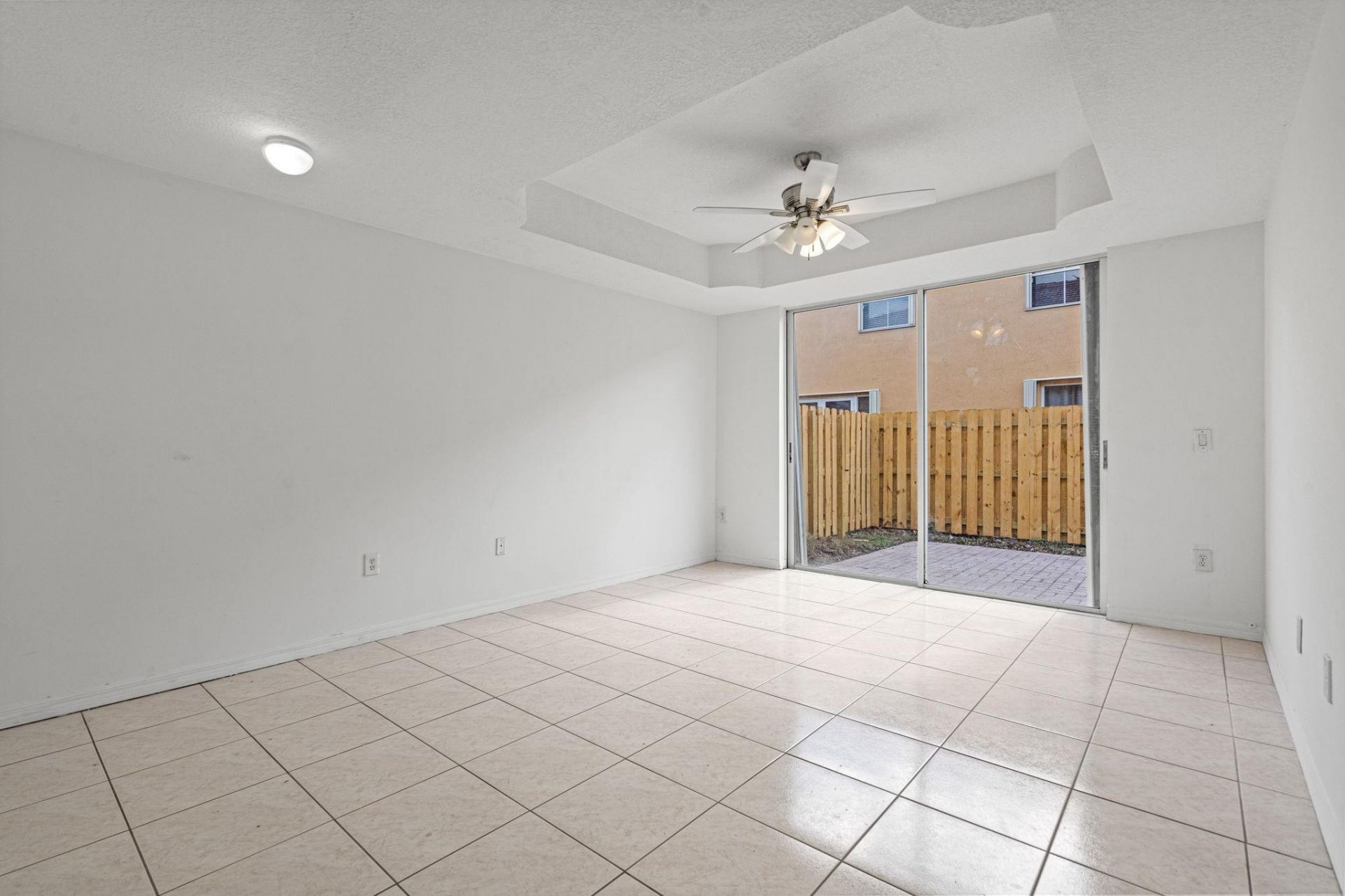 8520 NW 139th Terrace, Unit 1602, Miami Lakes, FL 33016 Photo