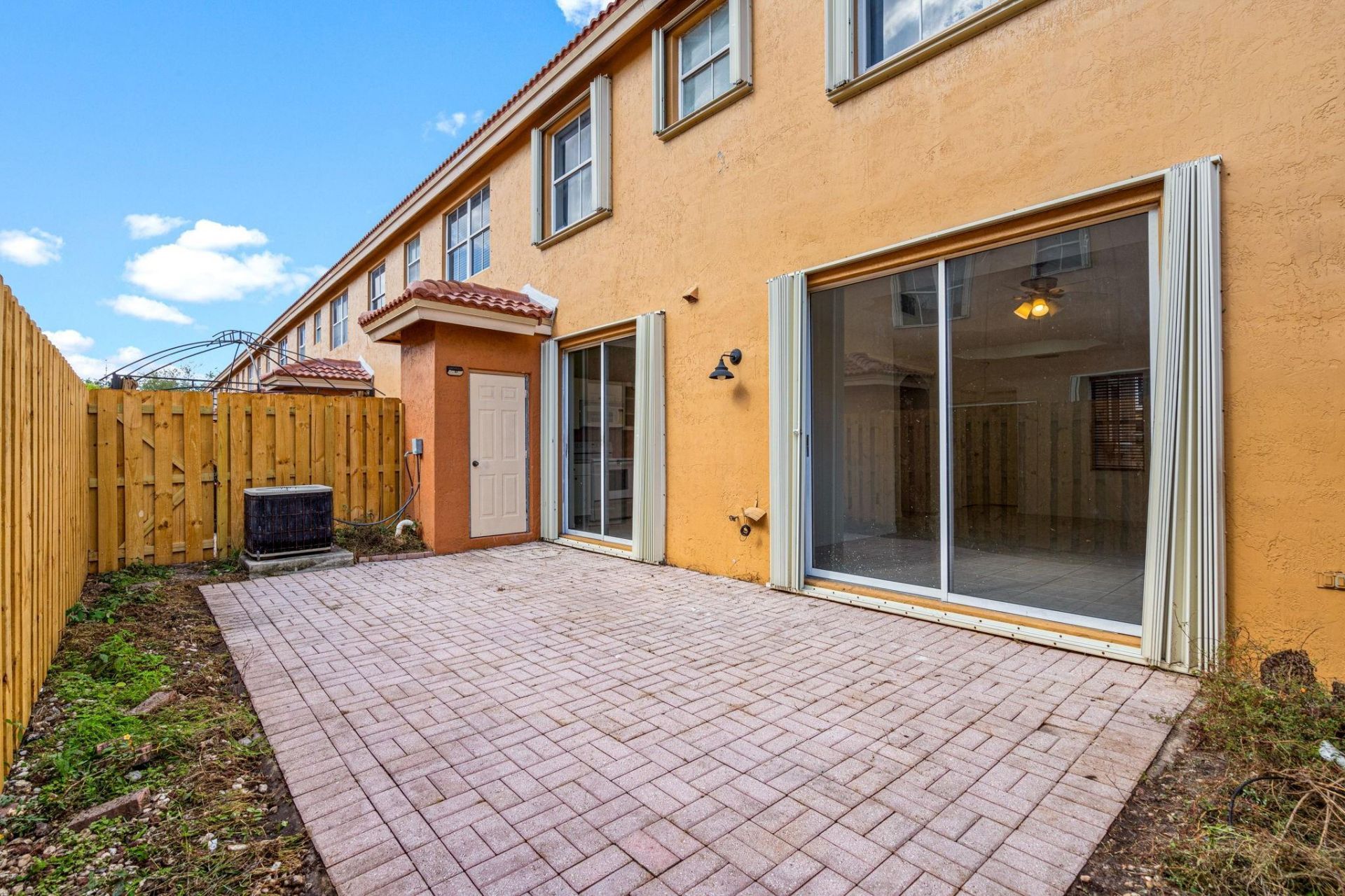 8520 NW 139th Terrace, Unit 1602, Miami Lakes, FL 33016 Photo