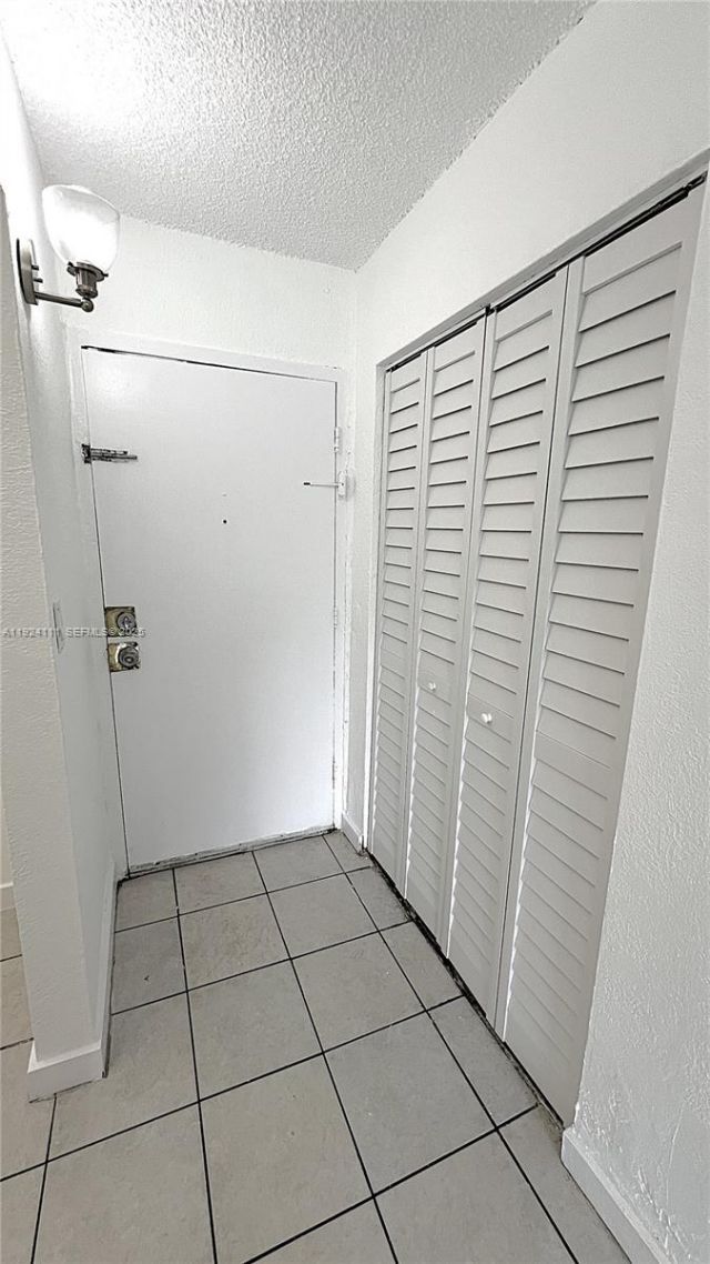 4550 NW 9th St, Unit 604E, Miami, FL 33126 Photo