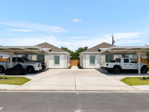 7810 N 58th Lane, Mission, TX 78573