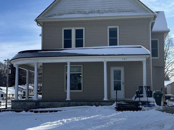 505 W Pershing Drive, Brooklyn, IA 52211