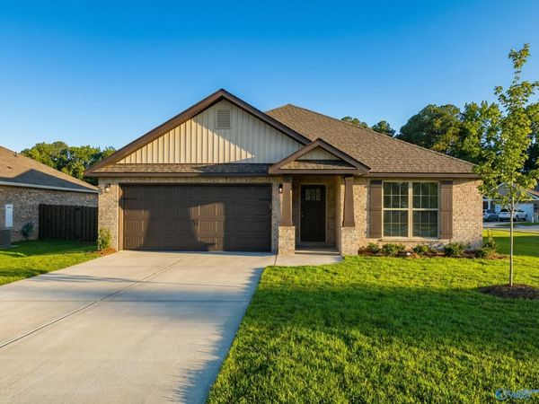 68 Overland Pass, Arab, AL 35016