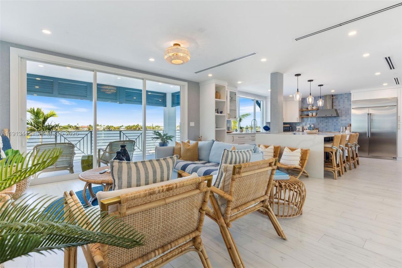 16745 Tamarind Rd, Sugarloaf, FL 33042 Photo