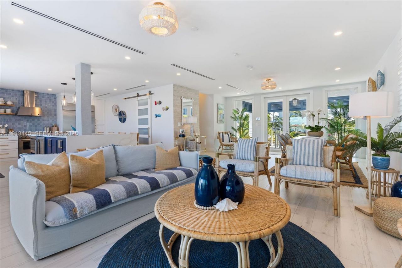 16745 Tamarind Rd, Sugarloaf, FL 33042 Photo