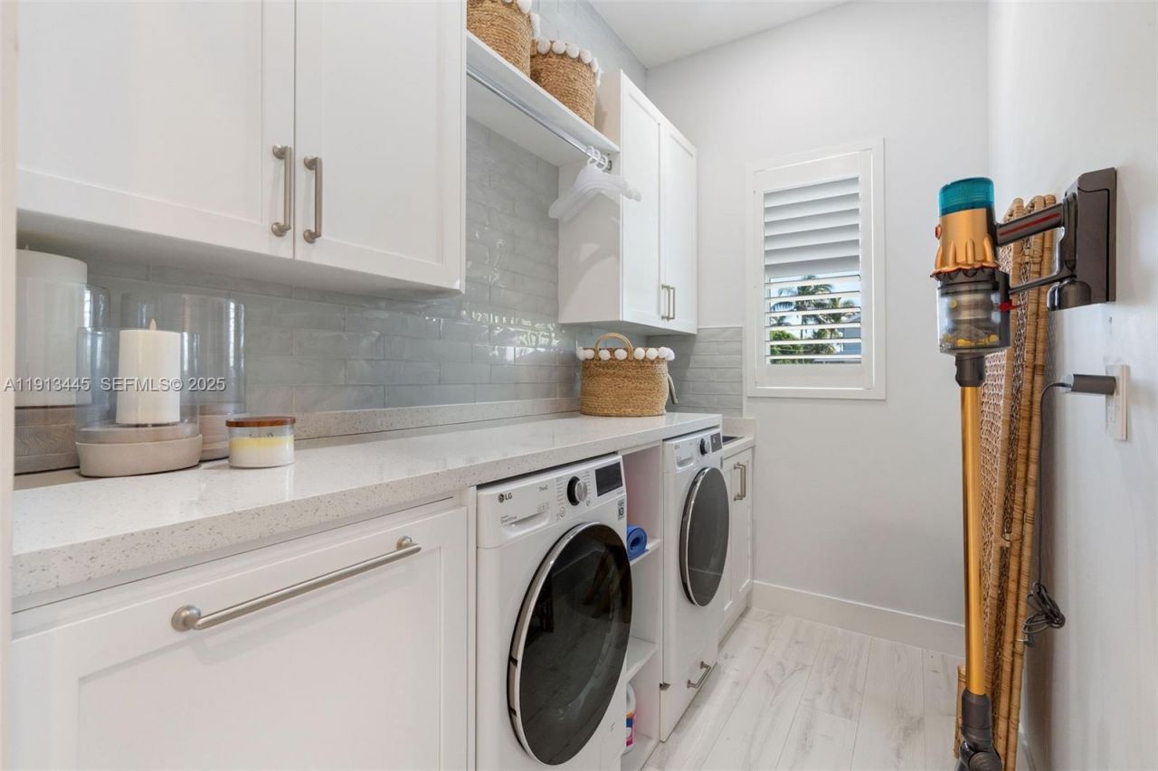 16745 Tamarind Rd, Sugarloaf, FL 33042 Photo