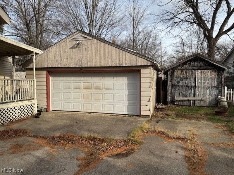 295 Goodview Avenue, Akron, OH 44305 Photo 4