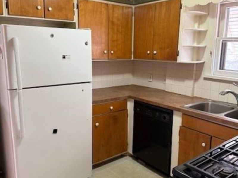 295 Goodview Avenue, Akron, OH 44305 Photo 6