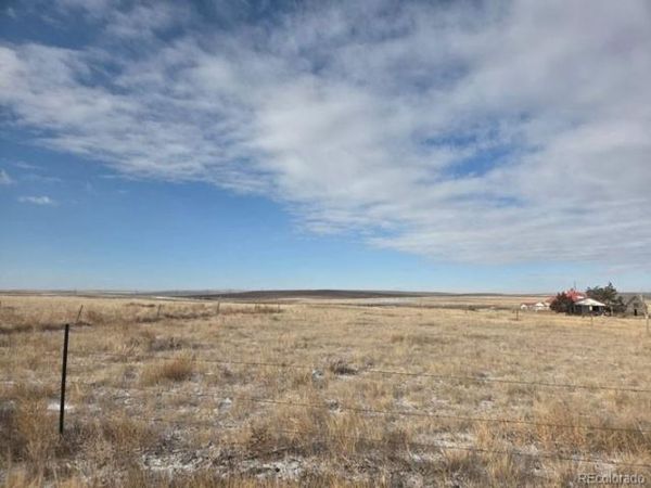 2215 County Road 269 , Deer Trail, CO 80105