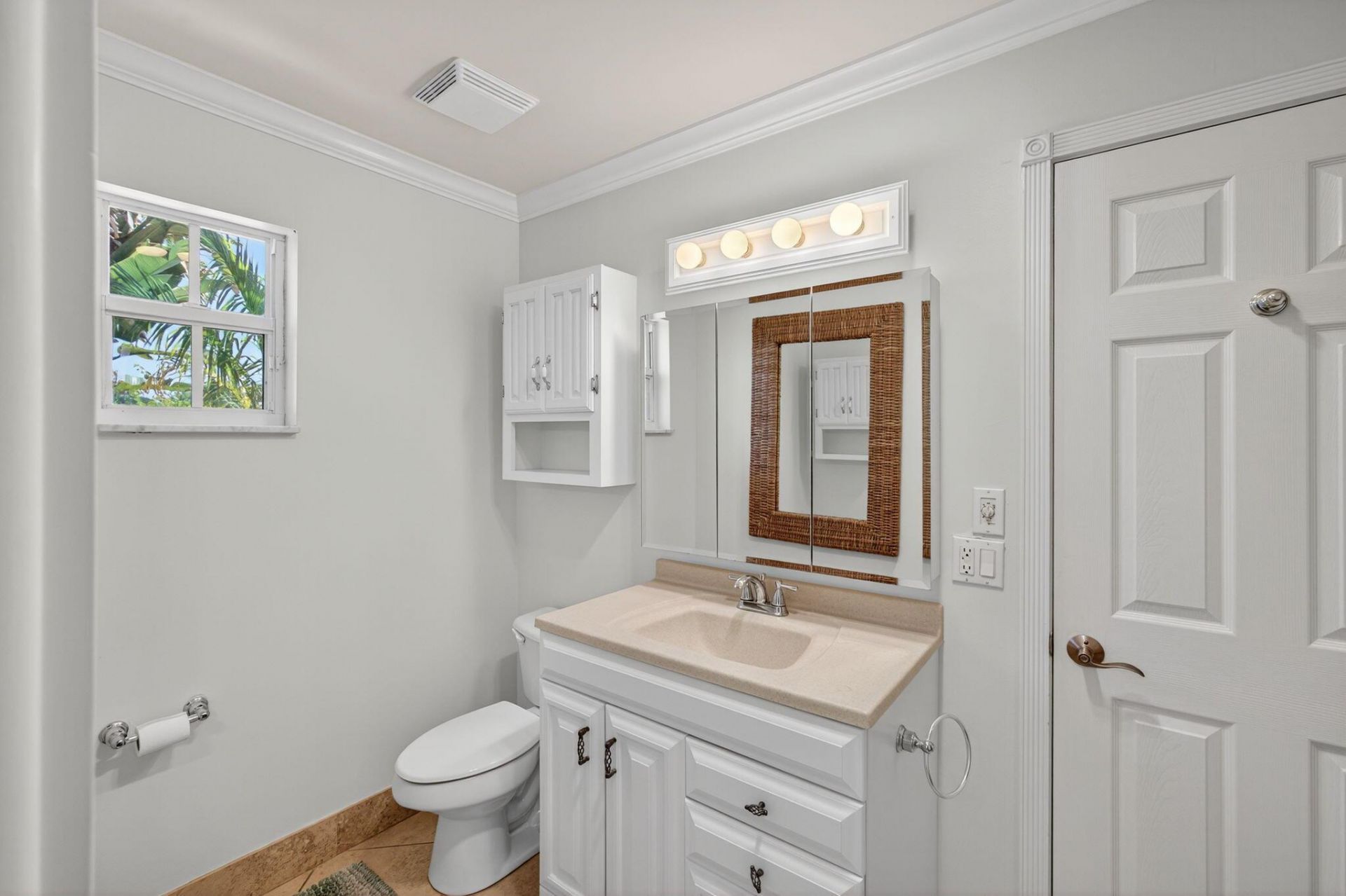 12046 Prosperity Farms Road, Palm Beach Gardens, FL 33410 Photo